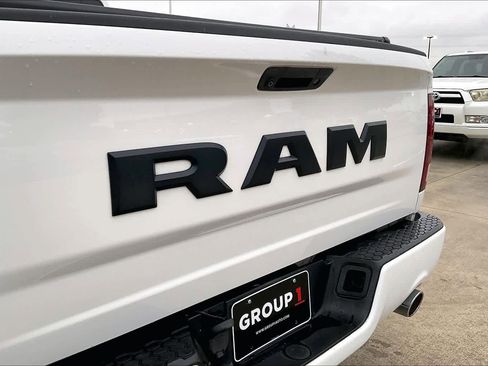 Used 2018 RAM 1500 Sport image 25