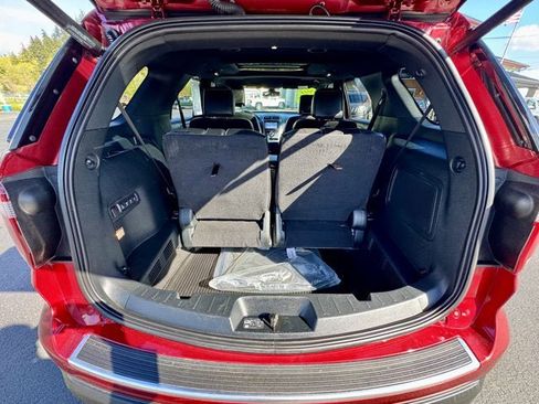 Used 2018 Ford Explorer Platinum AWD/4WD image 6