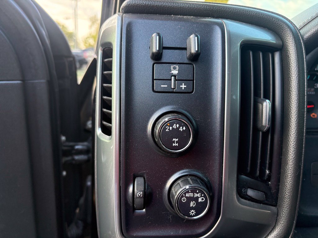 Used 2017 Chevrolet Silverado 2500 LTZ w/ Duramax Plus Package AWD/4WD image 15