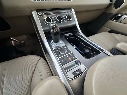 Used 2017 Land Rover Range Rover Sport SE AWD/4WD image 27