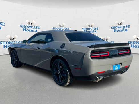 Used 2023 Dodge Challenger SXT w/ Blacktop Package image 5