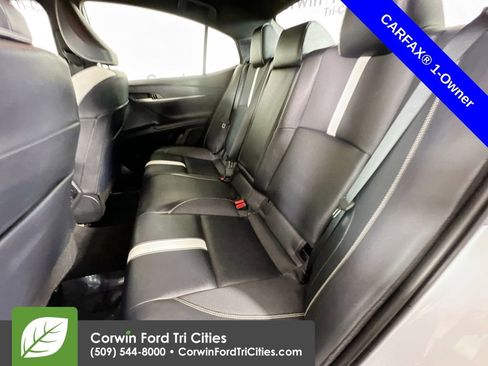 Used 2025 Toyota Camry SE image 26