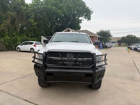 Used 2018 RAM 2500 SLT AWD/4WD image 2