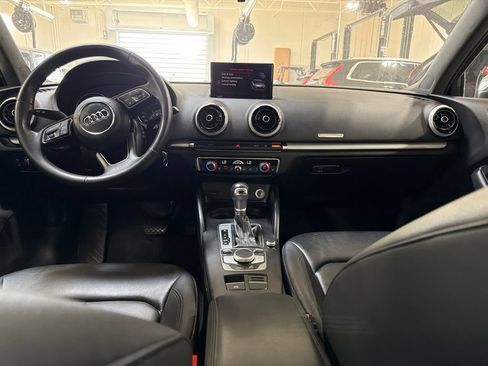 Used 2018 Audi A3 2.0T Premium FWD image 3