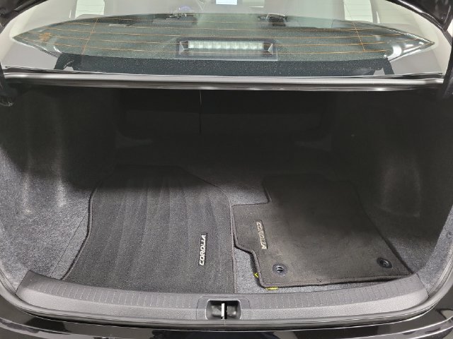 Used 2026 Toyota Corolla LE FWD image 10