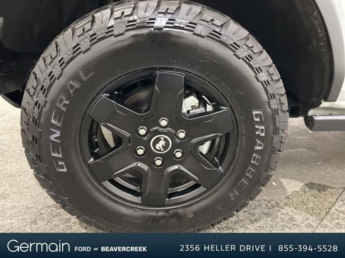 Used 2023 Ford Bronco Black Diamond image 13