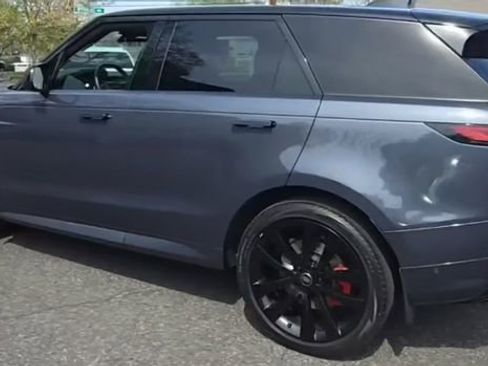 Used 2023 Land Rover Range Rover Sport First Edition AWD/4WD image 4