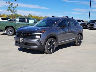 New 2026 Nissan Kicks SR w/ Cold Weather Package