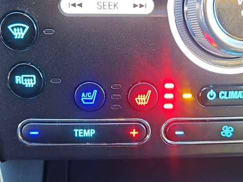 Used 2017 Ford Explorer Limited w/ Equipment Group 303A image 14