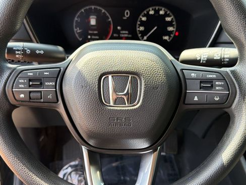 Used 2023 Honda CR-V LX image 11
