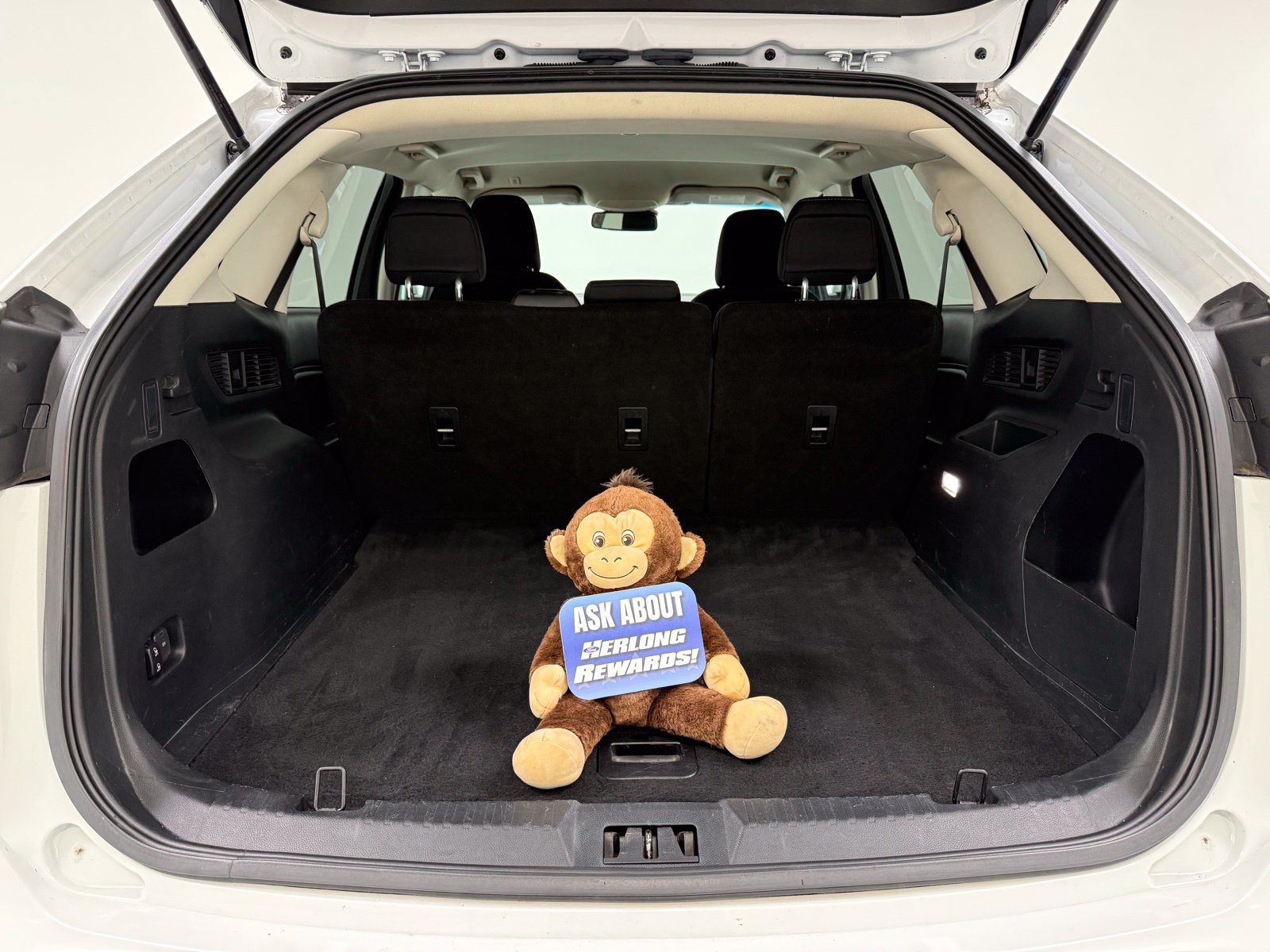 Used 2021 Ford Edge SEL FWD image 9