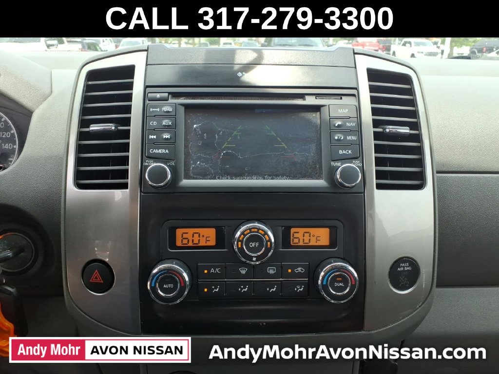 Used 2013 Nissan Frontier SL w/ Moonroof Pkg AWD/4WD image 25