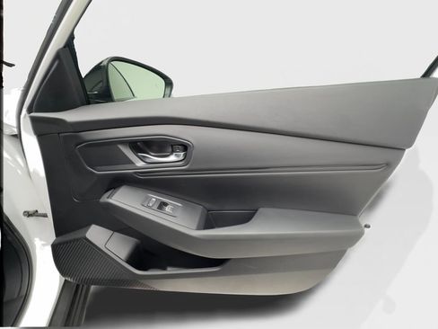 Used 2025 Honda Accord SE image 30