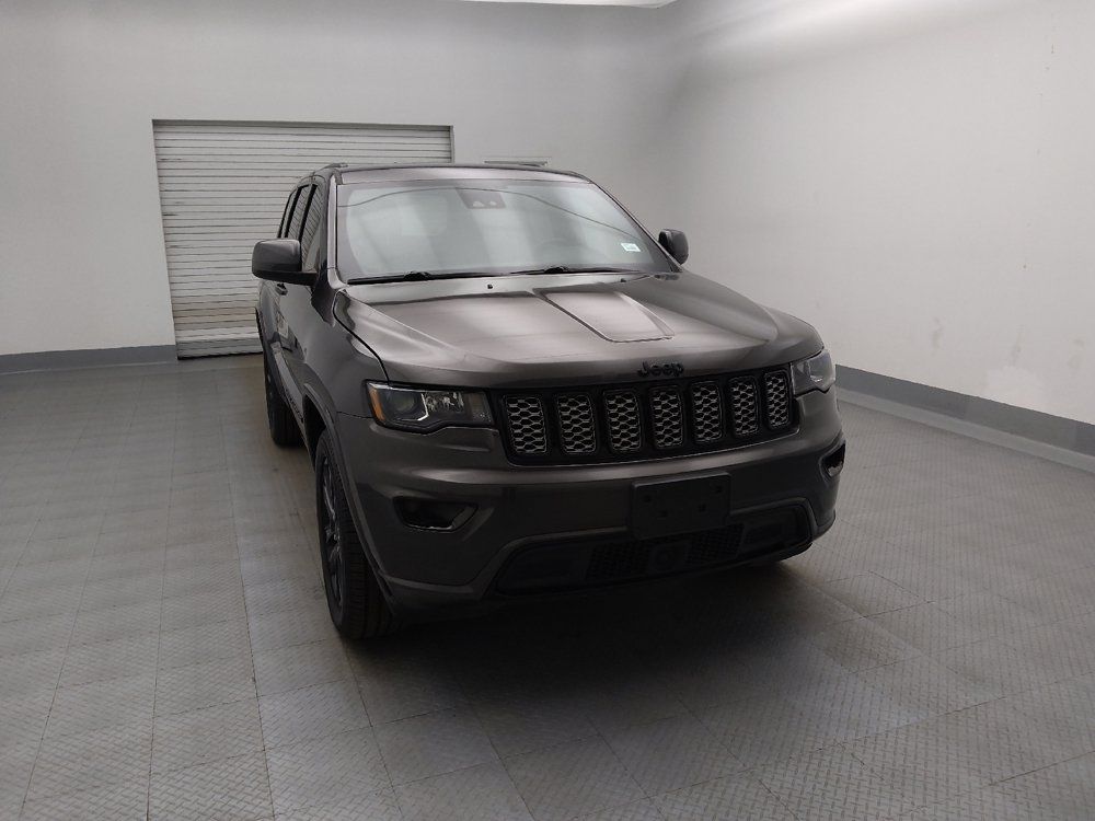 Used 2020 Jeep Grand Cherokee Altitude AWD/4WD image 14