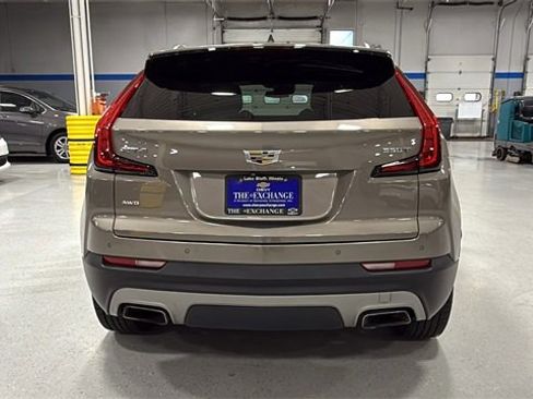 Used 2020 Cadillac XT4 Premium Luxury w/ Cold Weather Package image 5