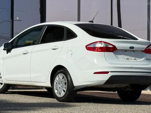 Used 2016 Ford Fiesta S FWD image 7
