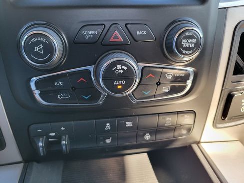 Used 2016 RAM 1500 Big Horn AWD/4WD image 41