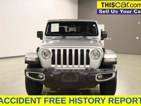 Used 2023 Jeep Gladiator Overland AWD/4WD image 3