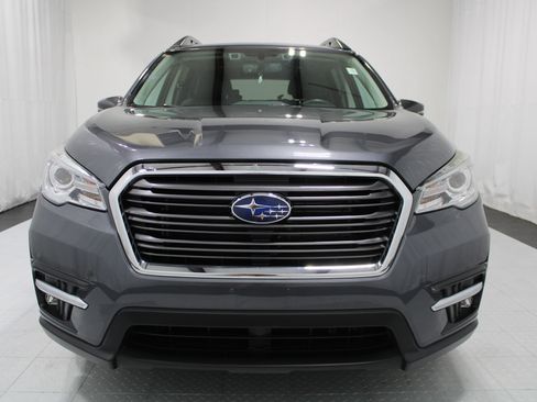 Used 2022 Subaru Ascent Limited w/ Technology Package AWD/4WD image 3