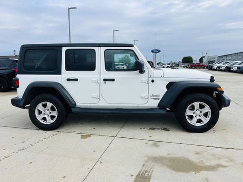 Used 2019 Jeep Wrangler Unlimited Sport S AWD/4WD image 33