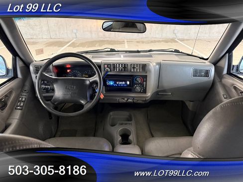 Used 1996 Chevrolet Blazer LT image 2