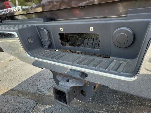Used 2018 GMC Sierra 2500 SLT AWD/4WD image 20