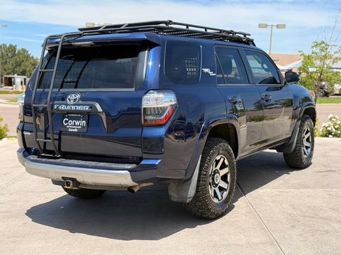 Used 2017 Toyota 4Runner TRD Off-Road Premium AWD/4WD image 8
