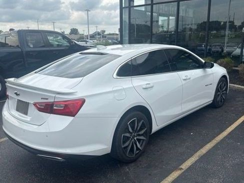 Used 2024 Chevrolet Malibu RS FWD image 2