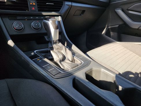 Used 2024 Volkswagen Jetta S image 20