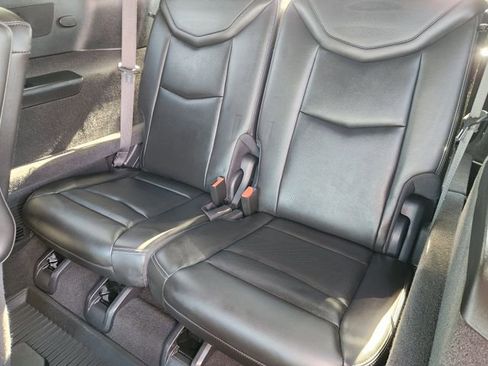 Used 2025 Cadillac XT6 Premium Luxury FWD image 31