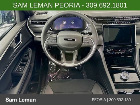 New 2025 Jeep Grand Cherokee L Altitude image 22