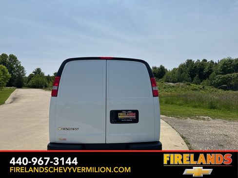 New 2025 Chevrolet Express 2500 w/ Driver Convenience Package image 8