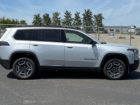 New 2026 Jeep Cherokee Limited AWD/4WD image 2