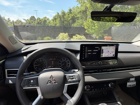 New 2026 Mitsubishi Outlander ES AWD/4WD image 23
