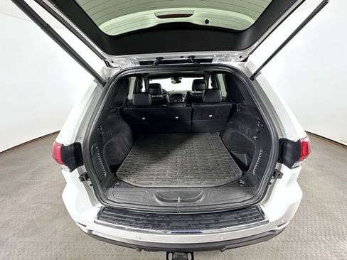 Used 2021 Jeep Grand Cherokee Limited w/ Trailer Tow Group IV image 15