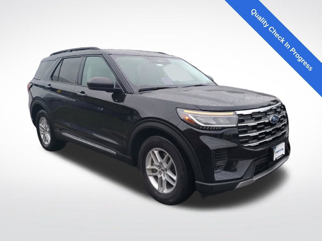 Used 2025 Ford Explorer Active RWD image 1