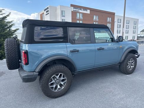 Used 2022 Ford Bronco Badlands image 4