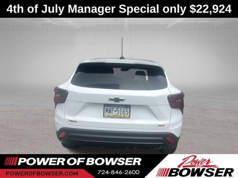 Used 2025 Chevrolet Trax RS w/ Driver Confidence Package FWD image 17