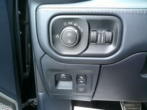 Used 2025 RAM 1500 Tungsten w/ Off Road Group image 21