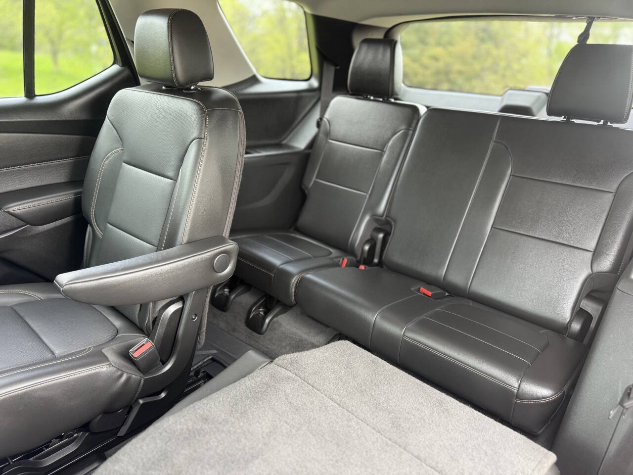 Used 2020 Chevrolet Traverse Premier AWD/4WD image 11