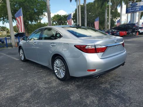 Used 2013 Lexus ES 350 FWD image 4