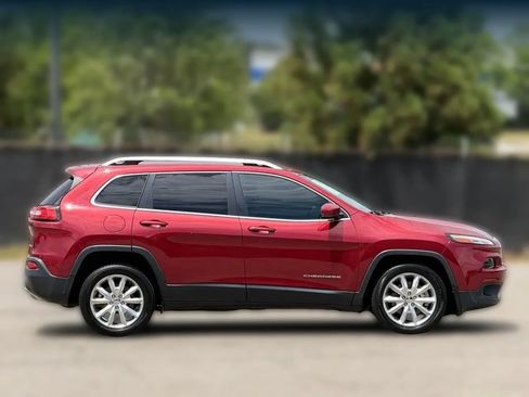 Used 2016 Jeep Cherokee Limited FWD image 7