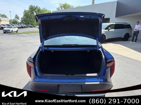 Used 2025 Kia K4 FWD image 15