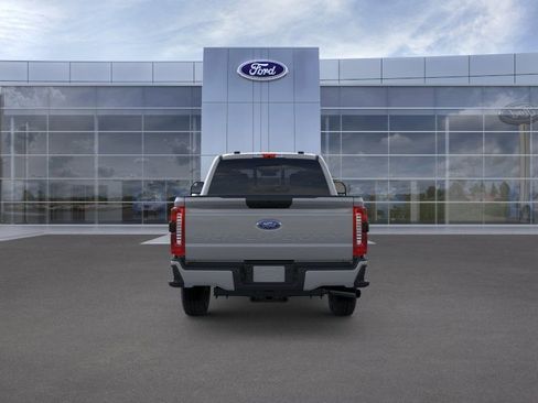 New 2026 Ford F250 4x4 Crew Cab Super Duty image 5