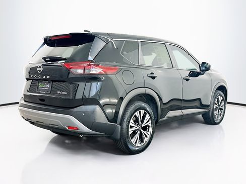 Used 2023 Nissan Rogue SV image 9
