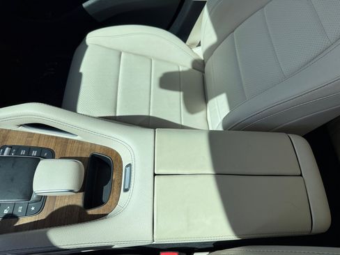 Used 2023 Mercedes-Benz GLE 350 4MATIC image 14