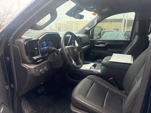 Used 2024 Chevrolet Silverado 3500 LTZ w/ LTZ Plus Package image 8