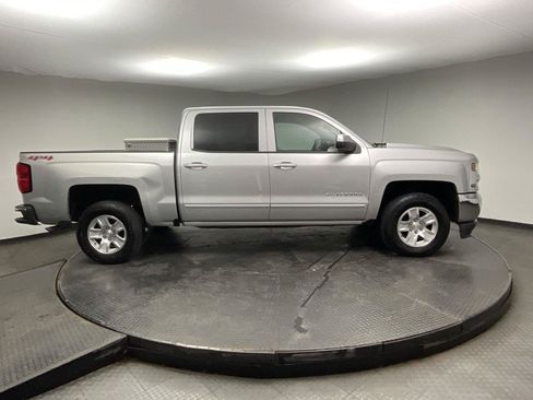 Certified 2018 Chevrolet Silverado 1500 LT AWD/4WD image 8