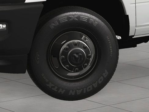 New 2025 RAM 3500 Tradesman AWD/4WD image 11