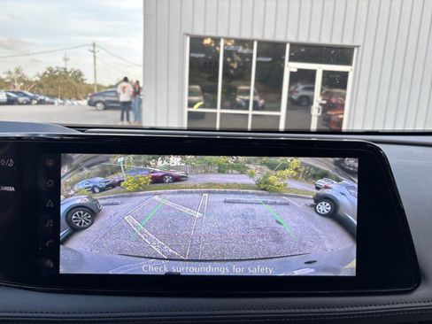 Used 2023 Nissan Ariya AWD image 21